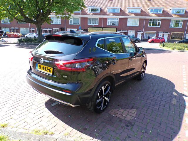 Nissan QASHQAI 1.3 DIG-T Tekna 160 PK