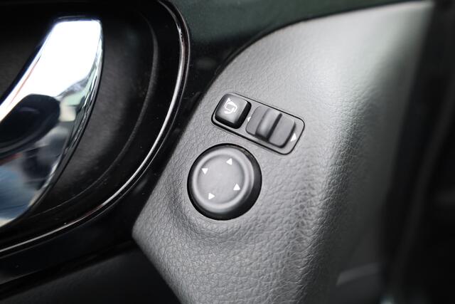 Nissan QASHQAI 1.2 Tekna | Cruise | 360cam | Dodehoek. | Pano | Trekhaak | Stoelverw. | Achteruitrijcamera