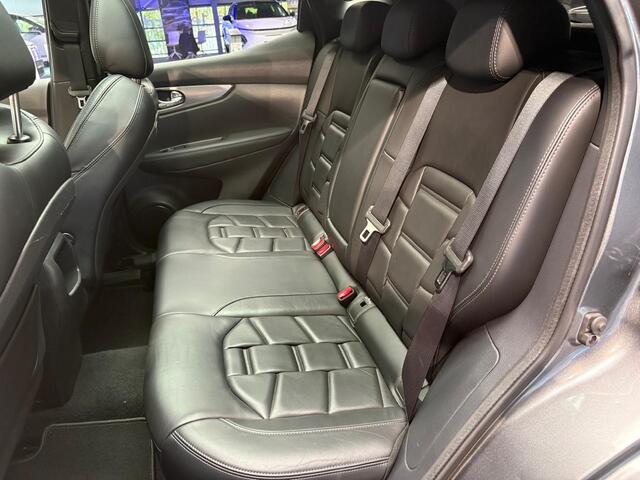 Nissan QASHQAI 1.2 Tekna + | Panoramadak | Stoelverwarming | Leder | Navigatie |