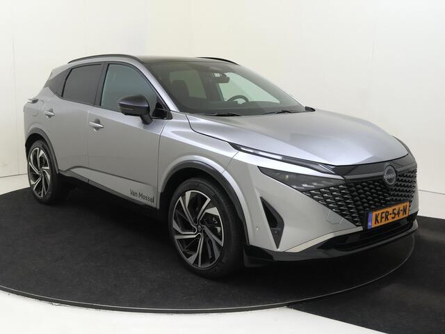 Nissan QASHQAI 1.5 e-Power Tekna Plus Black pack Dakrails, onderste sierlijst en onderrand raamomlijsting zwart gewrapped