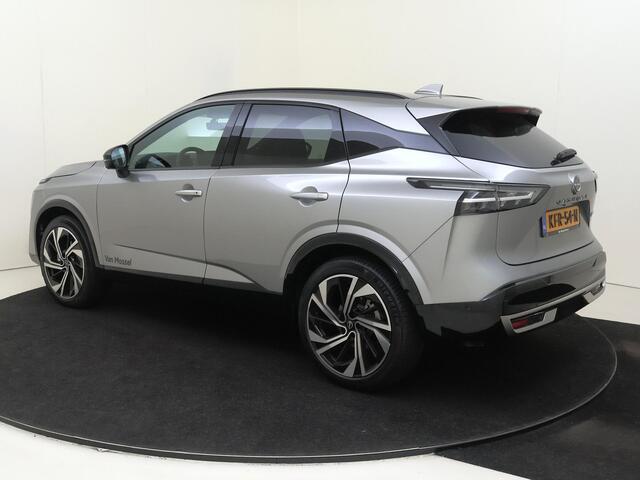 Nissan QASHQAI 1.5 e-Power Tekna Plus Black pack Dakrails, onderste sierlijst en onderrand raamomlijsting zwart gewrapped