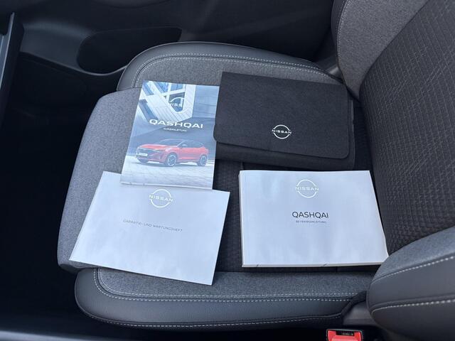 Nissan QASHQAI 1.3 MHEV Xtronic N-Connecta Automaat / Facelift Model / Fabrieksgarantie tot 04-2028<100.000 / Trekgewicht 1800 kg / Cold Pack & Pack Easy / Panorama dak / Head Up Display / Elektrische achterklep / Adaptief cruise control / Rondomzicht camera /