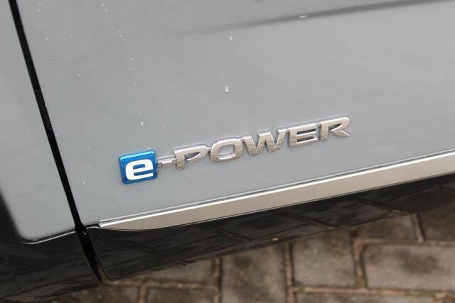 Nissan QASHQAI 1.5 e-Power Tekna Plus / Panoramadak / Lederen bekleding / Lichtmetalen Velgen 20" / BOSE Audio / Google Maps Navigatie / Elektrische Kofferbak / Elektrisch Verstelbare Stoelen met Geheugen /