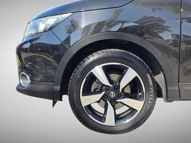 Nissan QASHQAI 1.2 N-Connecta Design Pack