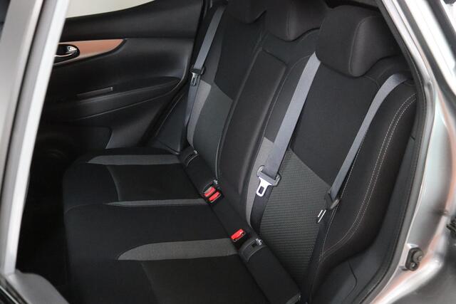Nissan QASHQAI 1.3 DIG-T N-Connecta Trekhaak, Navigatie