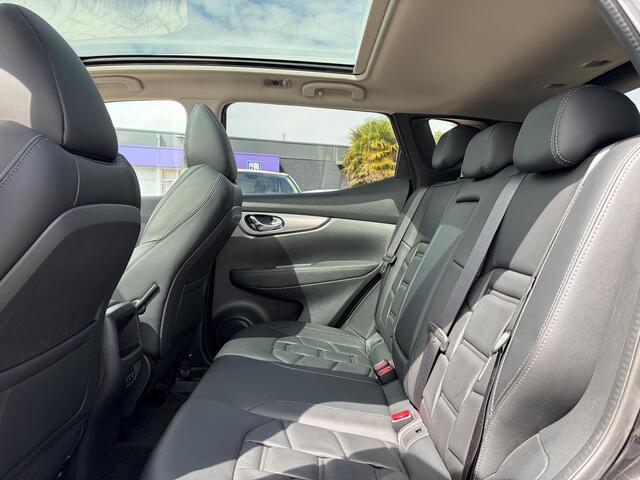 Nissan QASHQAI 1.3 DIG-T Premium Edition incl. trekhaak / BTW / LEDER /