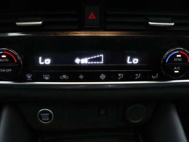 Nissan QASHQAI MHEV Xtronic Tekna 160pk Head-Up | 360° Camera | Adapt. Cruise | Parkeersens. v+a | Panoramadak