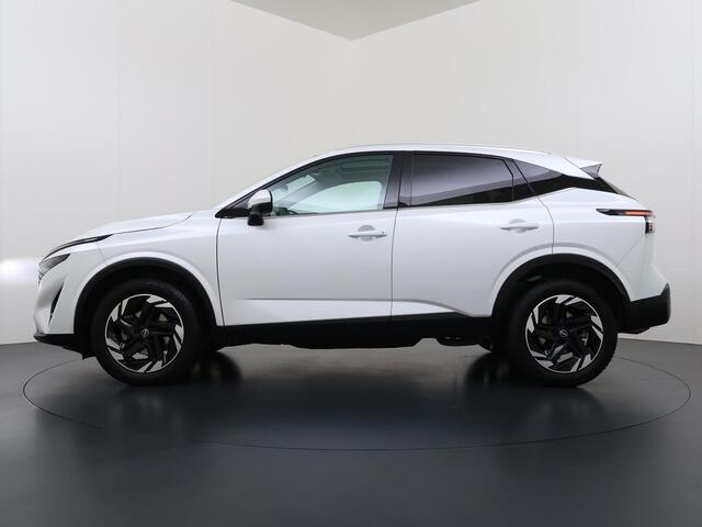 Nissan QASHQAI 1.3 MHEV Xtronic N-Connecta ONDERHOUD GEHAD BIJ DE DEALER | DIRECT LEVERBAAR | FABRIEKSGARANTIE | PANORAMADAK | VOORRUITVERWARMING | STOEL- & STUURVERWARMING | 360° CAMERA | DODEHOEKDETECTIE | HEAD-UP DISPLAY | ELEKTRISCHE ACHTERKLEP