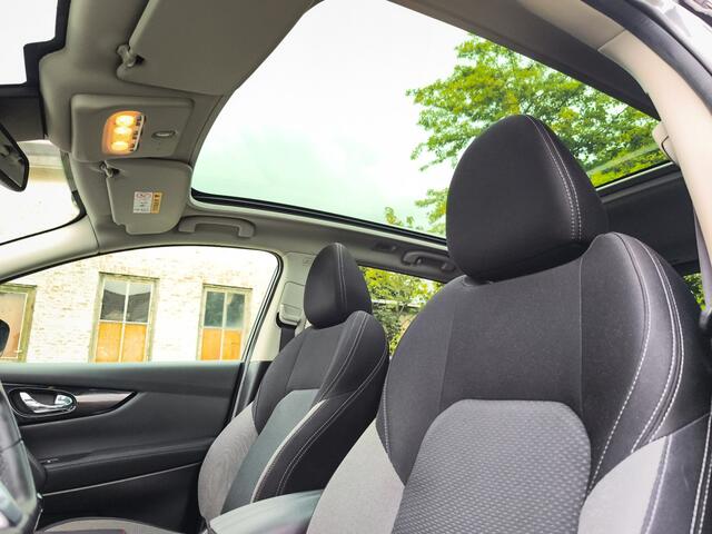 Nissan QASHQAI 1.3 DIG-T Design Edition 2e-Eig. & Dealer-Onderh. BOVAG-Garantie. NL-Auto..