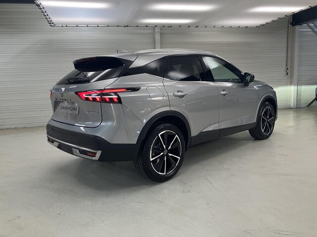 Nissan QASHQAI 1.5 e-Power Tekna / ¤2.500,- Nissan Voorraadvoordeel / Nieuw uit Voorraad Leverbaar / Lederen Bekleding / Panoramadak / Stoel- en Stuurverwarming / Google Maps Navigatie / Verwarmde Voorruit / HUD / Elektrische Kofferbak /