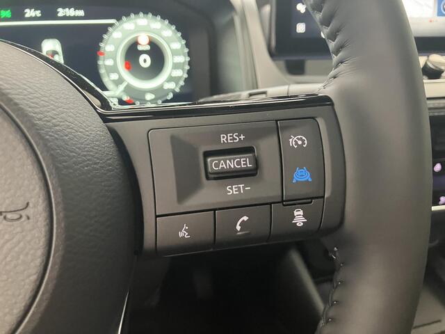 Nissan QASHQAI 1.5 e-Power Tekna / ¤2.500,- Nissan Voorraadvoordeel / Nieuw uit Voorraad Leverbaar / Lederen Bekleding / Panoramadak / Stoel- en Stuurverwarming / Google Maps Navigatie / Verwarmde Voorruit / HUD / Elektrische Kofferbak /