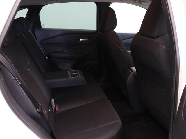Nissan QASHQAI 158pk MHEV Xtronic Acenta | Adaptieve Cruise Control | Stoel, Stuur en Voorruitverwarming | Apple Carplay/Android Auto |