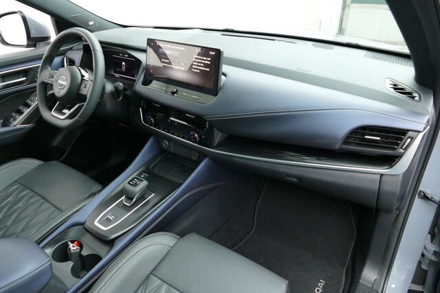 Nissan QASHQAI 1.3 MHEV Xtronic Tekna Plus. Panodak, Leer, Stoel&StuurVerw, 19"LMV, Haak 1800kg