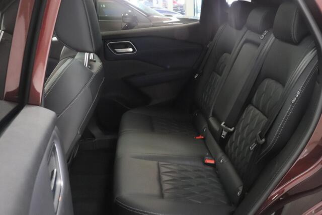 Nissan QASHQAI 1.3 MHEV Xtronic Business Executive | Panoramadak | Matrix LED | Memory | Leder | Head Up |