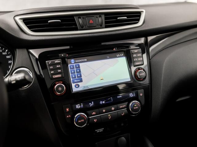 Nissan QASHQAI 1.2 Connect Edition (PANORAMADAK, NAVIGATIE, CLIMATE, 360 CAMERA, SPORTSTOELEN, GETINT GLAS, CRUISE, NIEUWSTAAT)