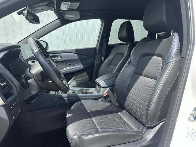Nissan QASHQAI 1.3 MHEV Tekna / Trekhaak (1400KG Trekgewicht) / Panoramadak / 360 graden camera / Adaptieve Cruise Control / Head Up display /