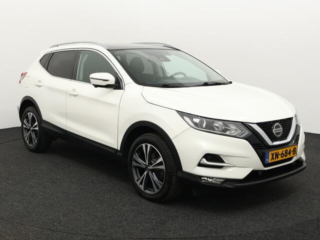 Nissan QASHQAI 1.2 N-Connecta Bluetooth, Cruise control, Parkeersensor voor en achter, Keyless entry, Navigatiesysteem full map, Rijstrooksensor Ruime en comfortabele SUV. Luxe N-Connecta uitvoering. Veel moderne opties. Ideaal voor gezin en lange afstanden.Hoge instap