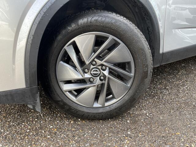 Nissan QASHQAI 1.3 MHEV Xtronic Acenta // ADAPT. CRUISE // DODEHOEK // KEYLESS // CAMERA+SENSOREN // APPLE-ANDROID AUTO //