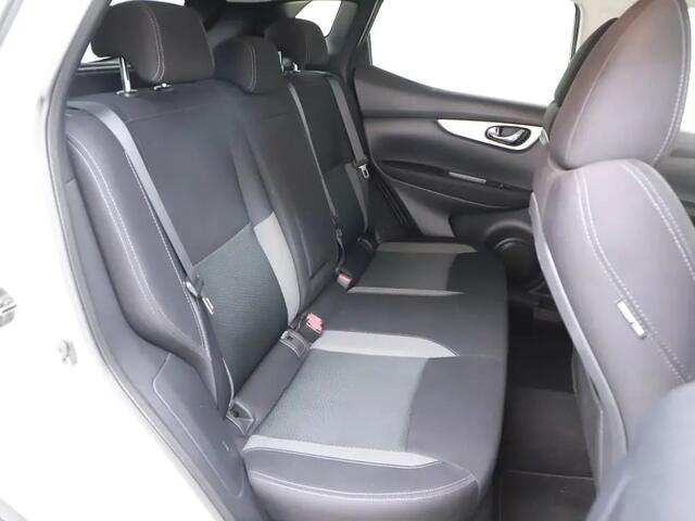 Nissan QASHQAI 1.2 N-Connecta Gratis Afleverpakket! | Trekhaak | Panoramadak |