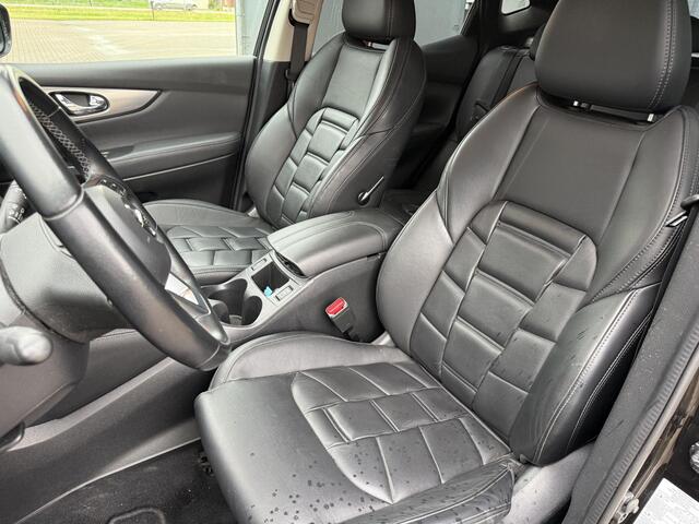 Nissan QASHQAI 1.3 DIG-T Premium Edition / Automaat / Trekhaak / Panoramadak / Leder / Climate Control / Stoelverwarming / Keyless Entry&Go / NAP
