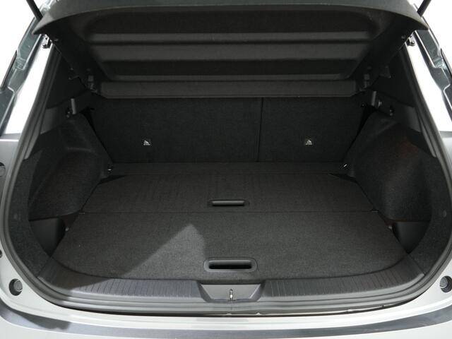 Nissan QASHQAI 1.3 MHEV 140PK N-CONNECTA | Panoramadak | Trekhaak | NL-Auto