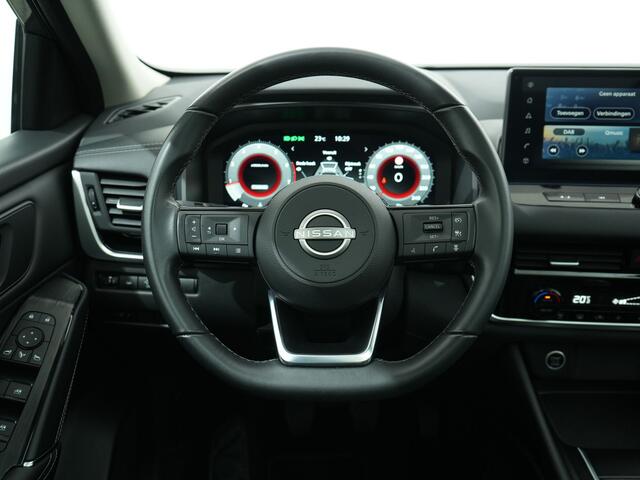 Nissan QASHQAI 1.3 MHEV 140PK N-CONNECTA | Panoramadak | Trekhaak | NL-Auto