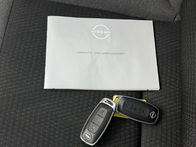 Nissan QASHQAI 1.3 MHEV Xtronic N-Connecta / Fabrieksgarantie tot 03-2028 / Panoramadak / 1800kg Trekgewicht / Cold Pack / 360 Camera / Elektrische Achterklep / Head-up Display / Apple Carplay&Android Auto / Adaptieve Cruise Control / Keyless /