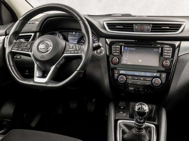 Nissan QASHQAI 1.2 N-Connecta (PANORAMADAK, NAVIGATIE, 360 CAMERA, TREKHAAK, SPORTSTOELEN, GETINT GLAS, CRUISE, NIEUWSTAAT)