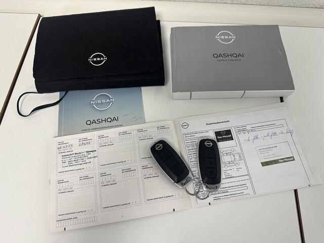 Nissan QASHQAI 1.3 MHEV Xtronic Tekna Plus / Panoramadak / BOSE / ACC / Luxe Lederen Bekleding / Stoel & Stuurwiel Verwarming / Elektr. Stoelen / Elektr. Achterklep / Memory Stoelen /