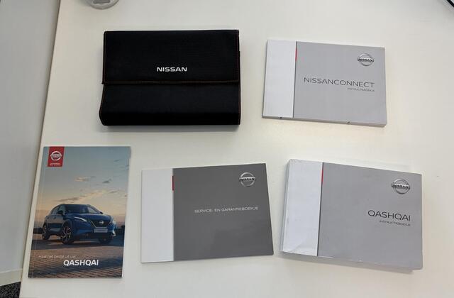 Nissan QASHQAI 1.3 MHEV Premiere Edition / Trekhaak ( 1400 kg ) / Apple Carplay/Android Auto / Cruise control adaptief /