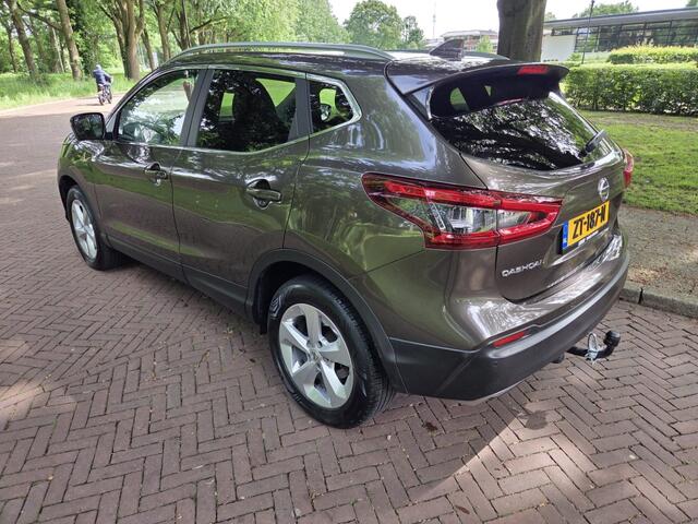 Nissan QASHQAI 1.3 DIG-T Tekna