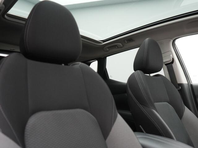 Nissan QASHQAI 1.3 DIG-T N-Connecta 160pk | Trekhaak Afn. | Panodak | 360 Camera | Stoelverwarming | Keyless | Apple Carplay | Navigatie | Cruise Control |