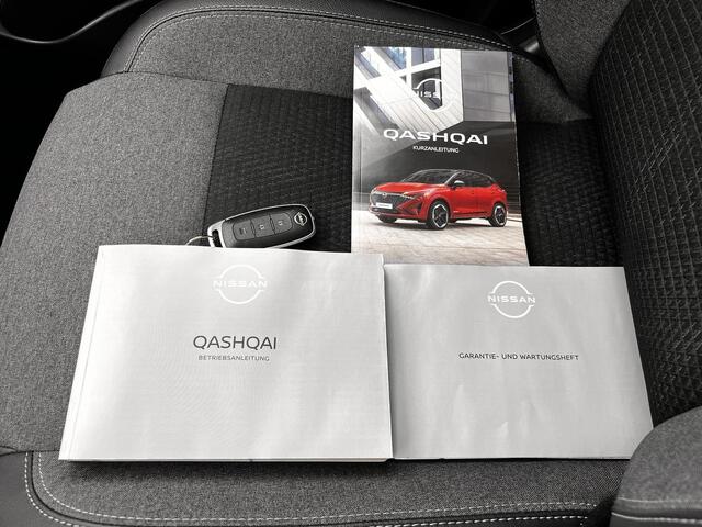 Nissan QASHQAI 1.3 MHEV Xtronic N-Connecta / Facelift Model / Trekgewicht 1800 kg / Cold Pack & Pack Easy / Panorama dak / Head Up Display / Elektrische achterklep / Adaptief CC / Camera 360° / 18" LM wielen All Season banden /