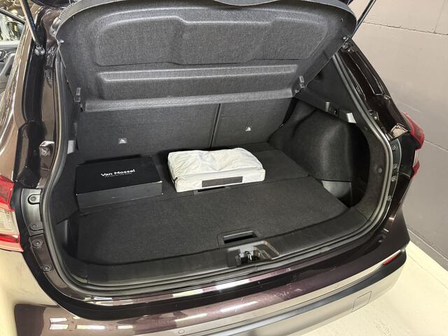 Nissan QASHQAI 1.3 DIG-T Design Edition | Panoramadak | Trekhaak | 360 Camera