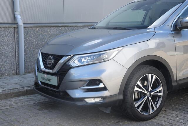 Nissan QASHQAI 1.3 DIG-T N-Connecta | Panoramisch glazen dak | Cruise control | parkeersensor voor en achter |