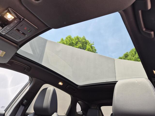 Nissan QASHQAI 1.3 MHEV Xtronic Tekna Plus / Fabrieksgarantie tot 10-2028 / All season banden / Head Up Display / Panoramadak / Stuur- Stoel & Voorruit verwarming / Trekgewicht 1800 kg / Bose Audio Systeem / Elektrische achterklep /