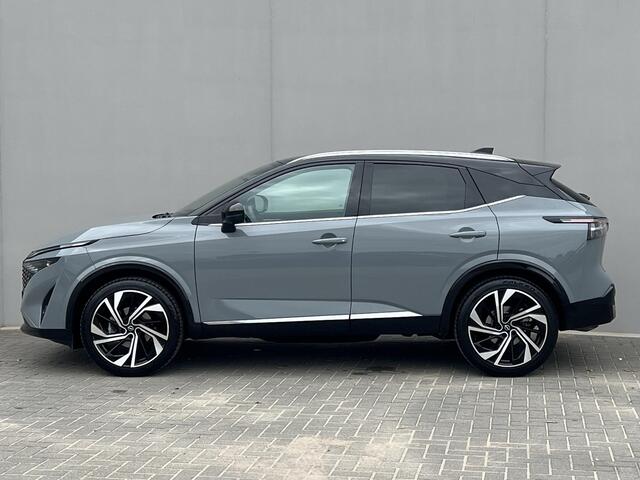 Nissan QASHQAI 1.3 MHEV Xtronic Tekna Plus / Fabrieksgarantie tot 10-2028 / Panorama dak / HUD / BOSE audio / Leder / Stuur- en stoelverwarming / 1.800 kg trekgewicht / Navigatie / Apple Carplay Android / 20" LM wielen & All Season banden /