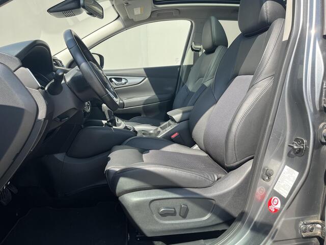 Nissan QASHQAI 1.3 DIG-T Tekna Trekhaak (1500kg)/ Full-Map Navigatie / Stoelverwarming / Dode Hoek Detectie / Keyless / Dealer Onderhouden / All Season Banden /