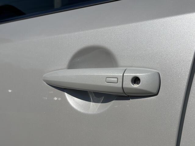 Nissan QASHQAI Tekna Plus 1.3 MHEV 158PK Xtronic Automaat Navigatie, Rondomzichtcamera, Keyless, Panoramadak, Elektrische Kofferbak, Stoelverwarming, Massage