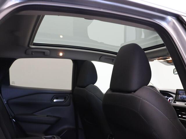 Nissan QASHQAI 1.3 MHEV N-Connecta | Trekhaak | Panoramadak | Rondomzicht camera | Climate control | Adaptieve cruise control | Navigatie |