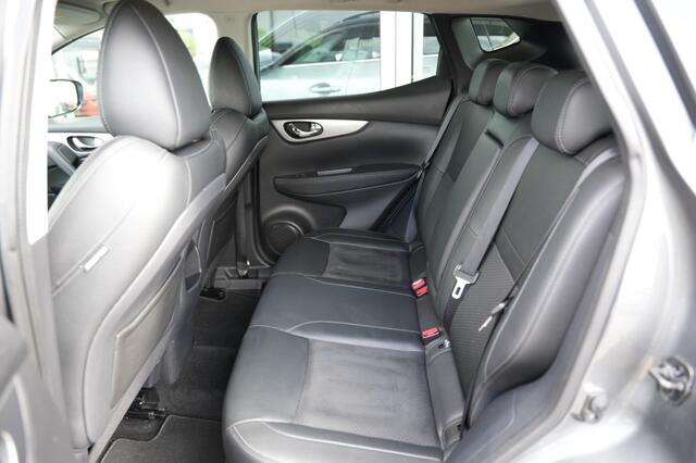 Nissan QASHQAI 1.3 DIG-T TEKNA,Pano,Camera,Trekhaak