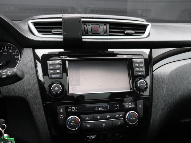 Nissan QASHQAI 1.2 Acenta | AUT. | PANO | TREKHAAK | CAMERA | STOELVERW. | CRUISE | NAVI |