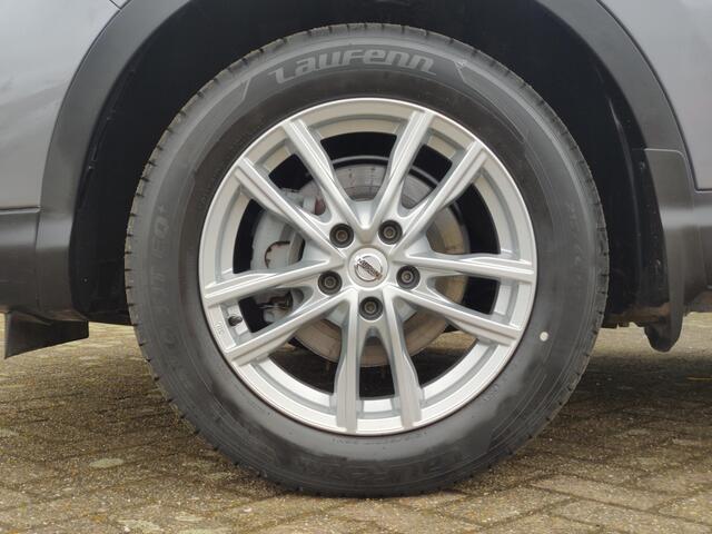 Nissan QASHQAI 1.2 N-Connecta | Navigatie, Trekhaak, Keyless, Parkeercamera, Climate + Cruise Control, Stoelverwarming
