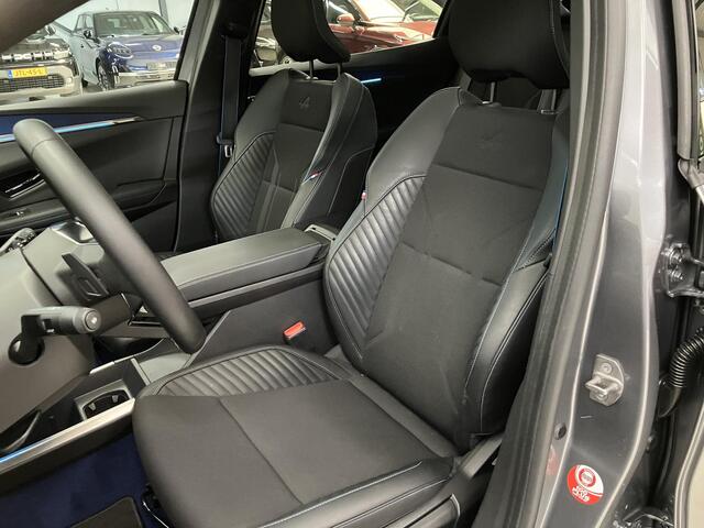 Nissan QASHQAI 1.2 Visia / NL Auto / 2e Eigenaar / Dealer Onderhouden / Trekhaak / Airco / Cruise Control / Bluetooth / Lichtmetalen Velgen /