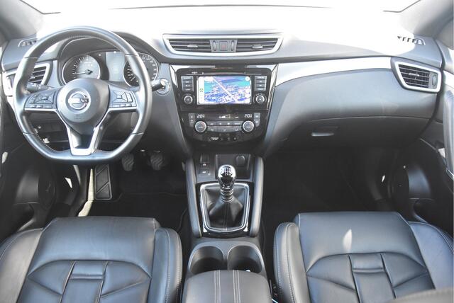 Nissan QASHQAI 1.3 DIG-T Tekna + Dynamic Pack | Trekhaak |