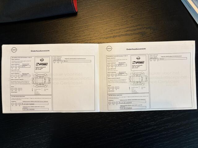 Nissan QASHQAI 1.3 DIG-T N-Connecta / Trekhaak ( 1500 kg ) / Panoramadak / Airco (automatisch) / Apple Carplay/Android Auto /