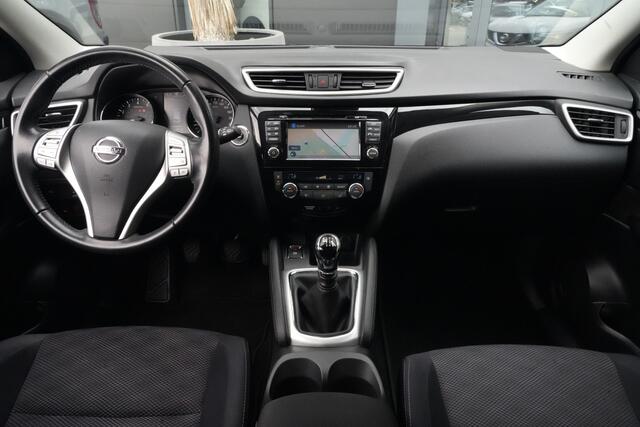 Nissan QASHQAI 1.6 N-Connecta 164pk Panoramadak/Trekhaak/360Camera