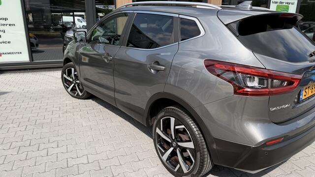 Nissan QASHQAI 1.2 Tekna +