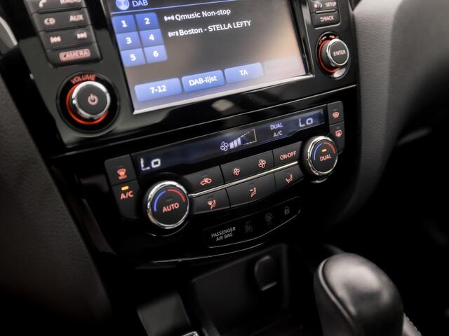 Nissan QASHQAI 1.2 Tekna Automaat (PANORAMADAK, 1e EIGENAAR, NAVIGATIE, 360 CAMERA, STOELVERWARMING, LEDER, SPORTSTOELEN, GETINT GLAS, CRUISE, NIEUWSTAAT)