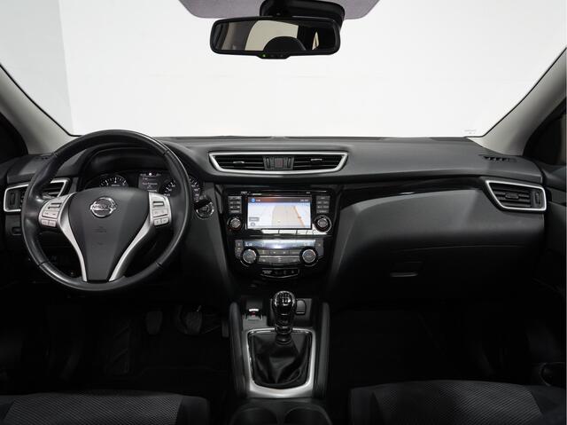 Nissan QASHQAI 1.2 N-Connecta / 1e Eigenaar! / Trekhaak / Panorama 228